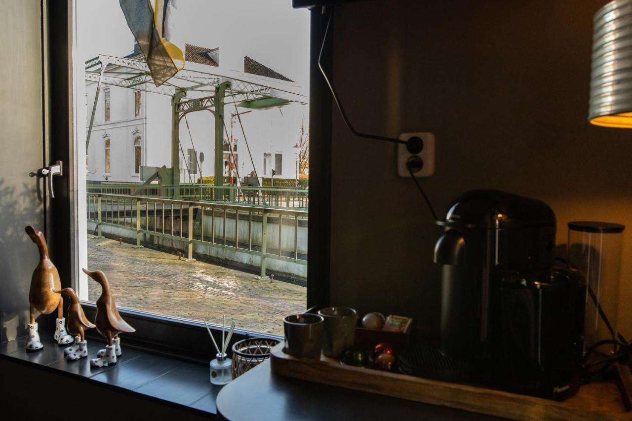 ブロクゼイル Yep! Slapen Bij De Sluis Bed & Breakfast エクステリア 写真